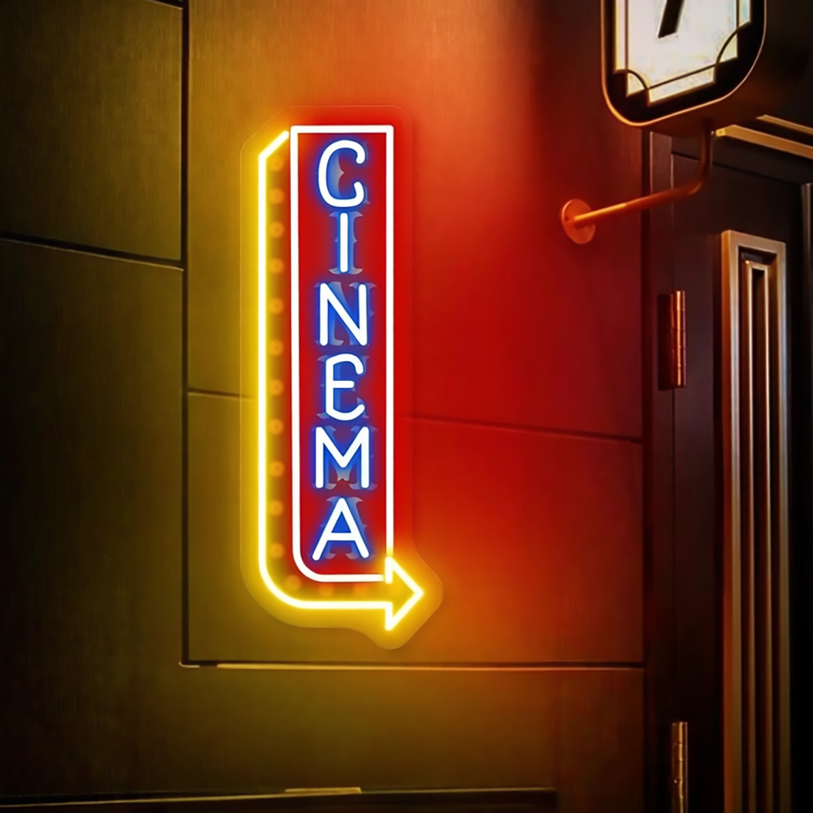 Insegna al Neon Cinema, Insegn - Home Cinema Food recensione e prezzo