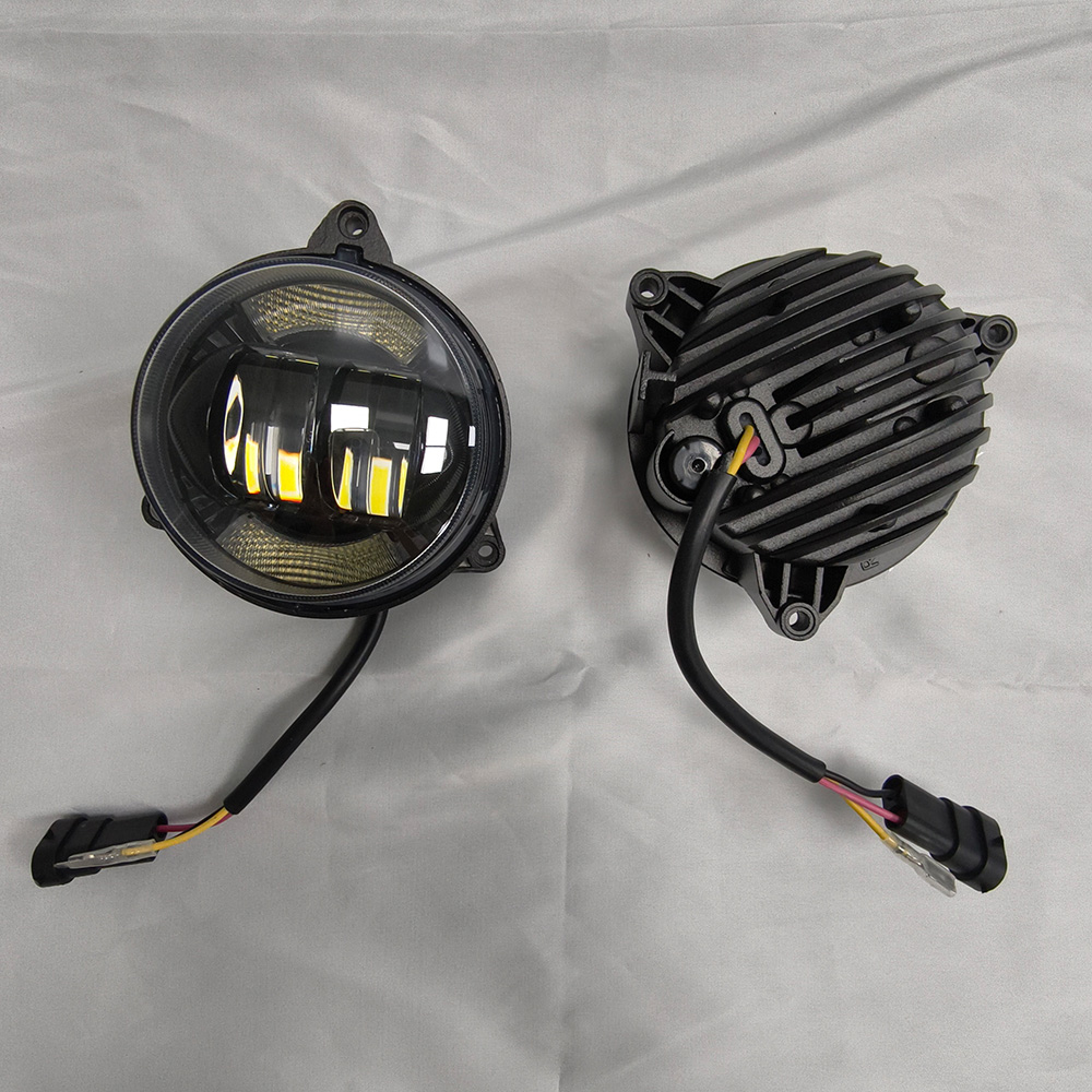 Faro LED con Luce Diurna e Ana - Home Cinema Imax recensione e prezzo